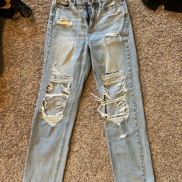 American eagle 90s boyfriend high rise jeans - Picture 6 of 10